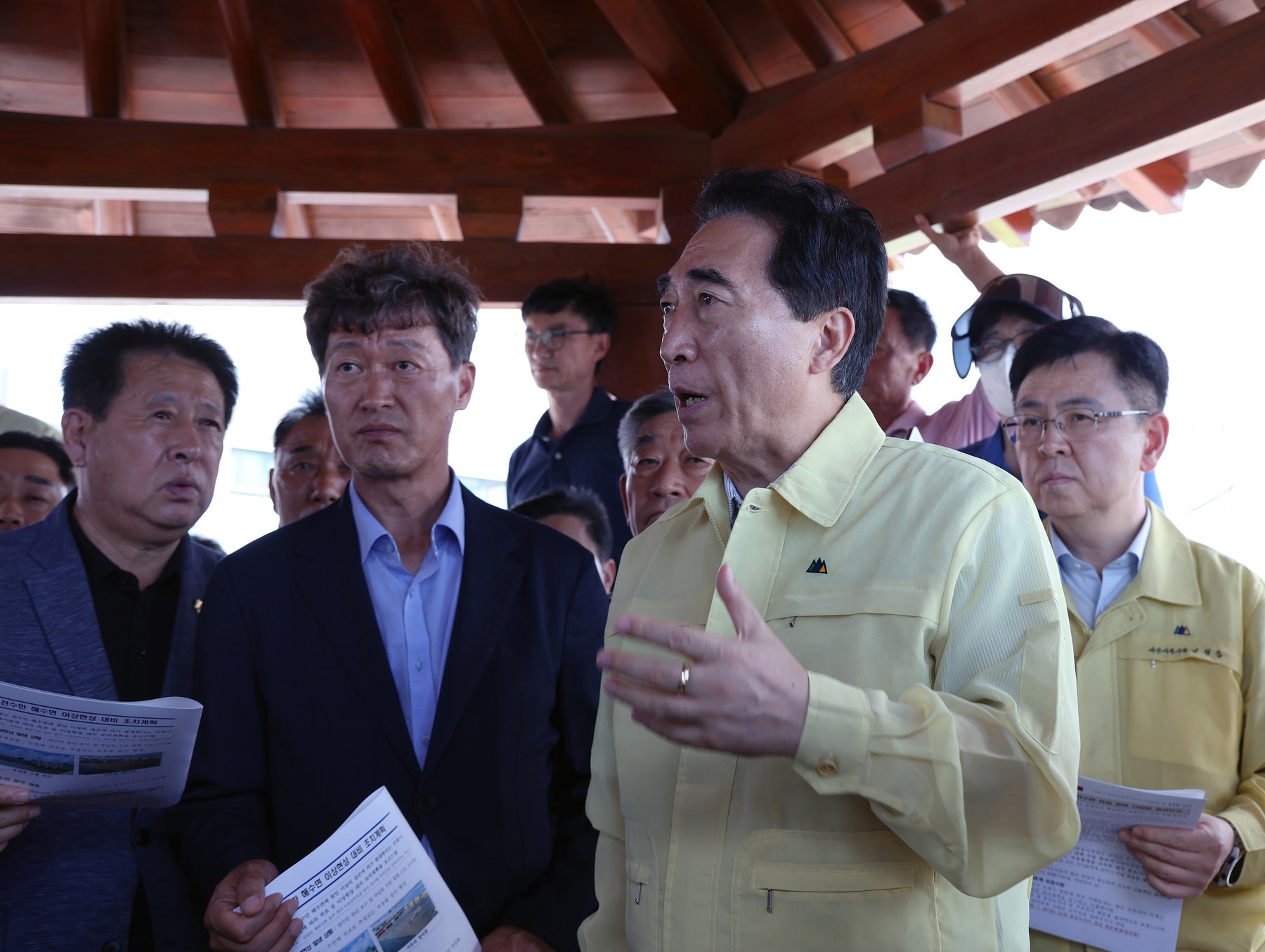 박수현 지사, ‘악취물질 발생’ 천수만 긴급점검
