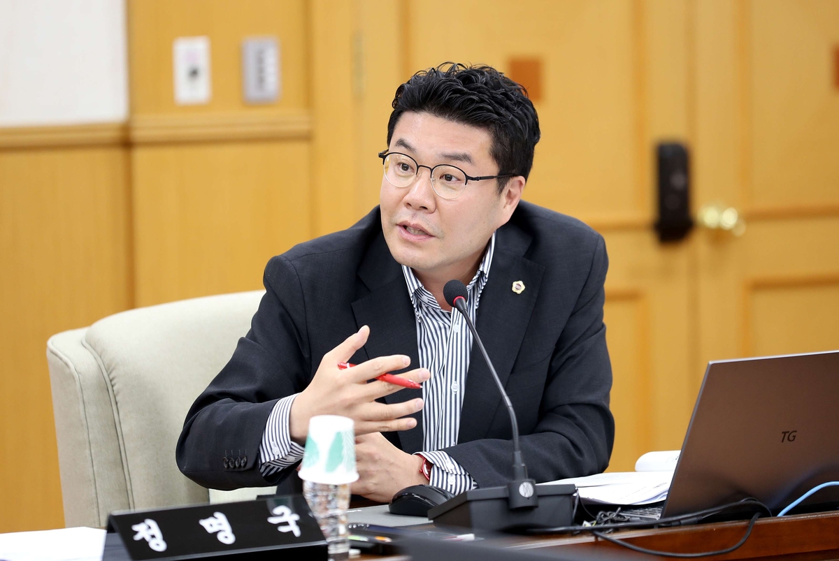 2026. 3. 20 대전시 관급공사 임금체불 제로 선언... 정명국 의원 주도 대못 규제 철폐급 조례안 가결 기사송고 이미지 1