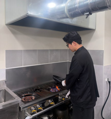 ‘굴렁쇠막창’ … 고객과 함께 이어진 16년 매장 김용흠 대표 이야기 ② ㅣ인터뷰